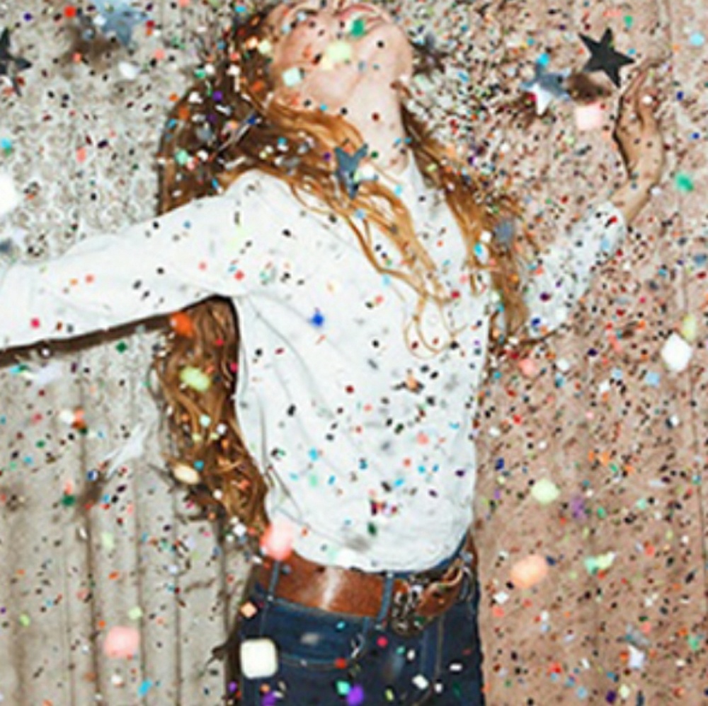 ❤️❤️POSH GLITTER TOSS❤️❤️